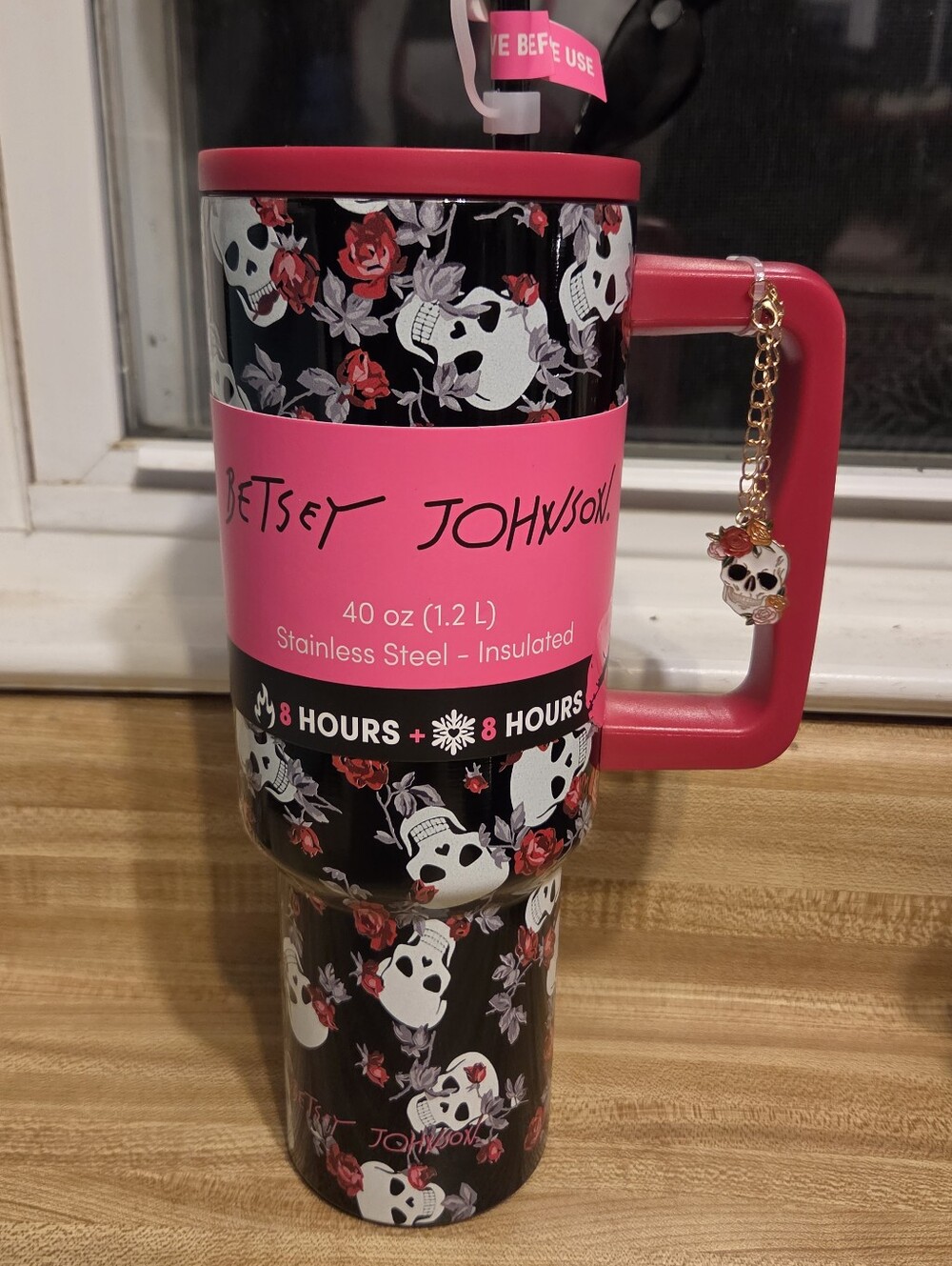 Betsey Johnson NWT 40oz Stainless Steel Tumbler With Handle, Straw &Straw Topper